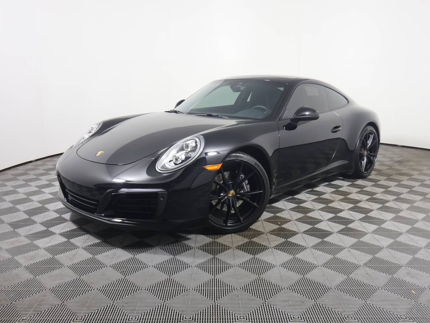 2018 Porsche 911 Carrera — Coupe — 7,471 mi — West Melbourne, FL