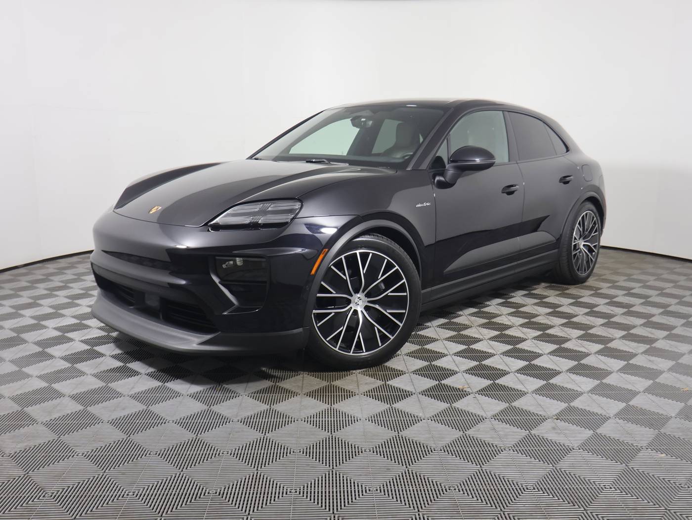 2025 Porsche Macan Electric Standard — SUV — 6,972 mi — West Melbourne, FL