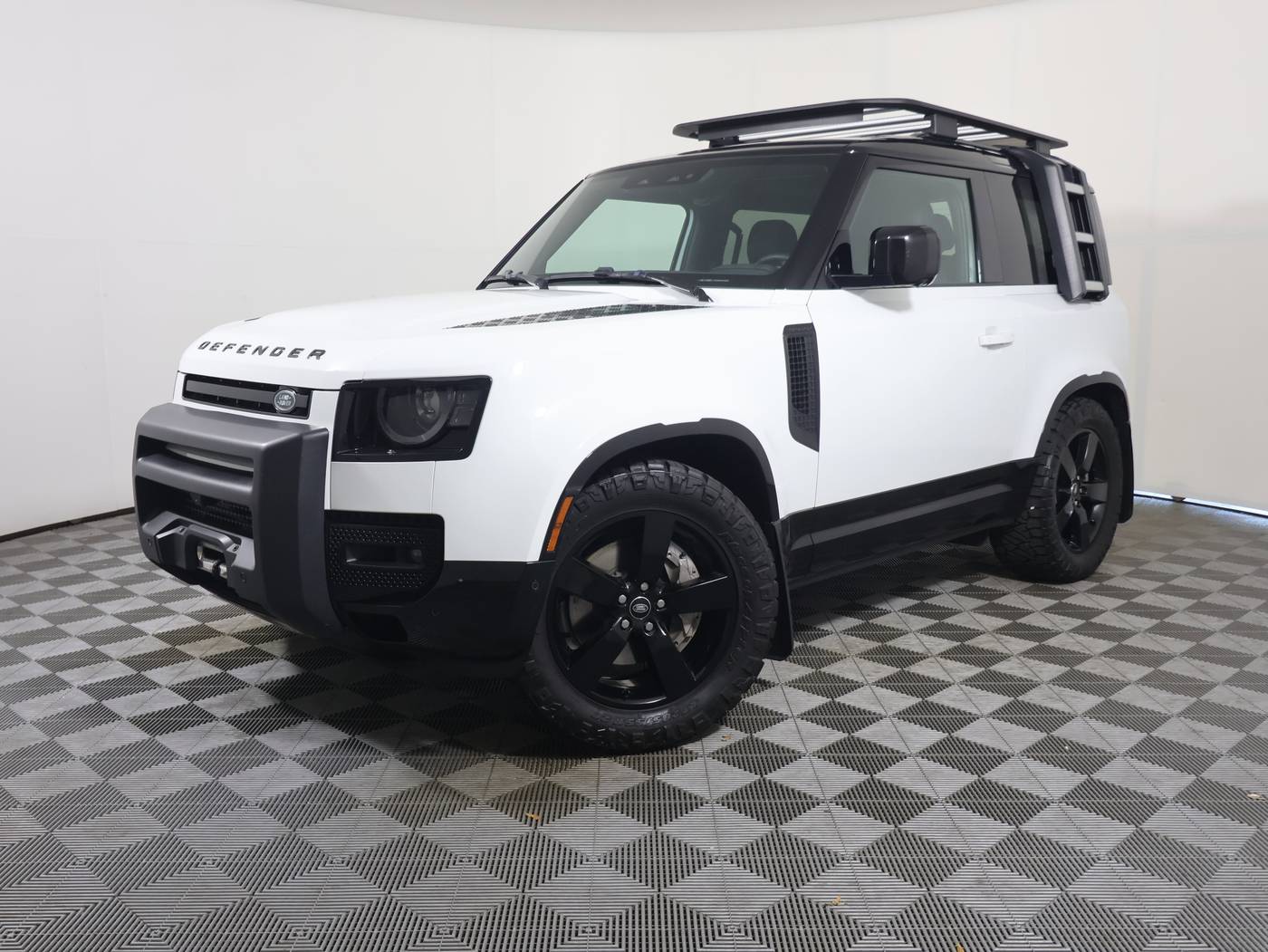 2023 Land Rover Defender X-Dynamic SE — SUV — 16,972 mi — West Melbourne, FL