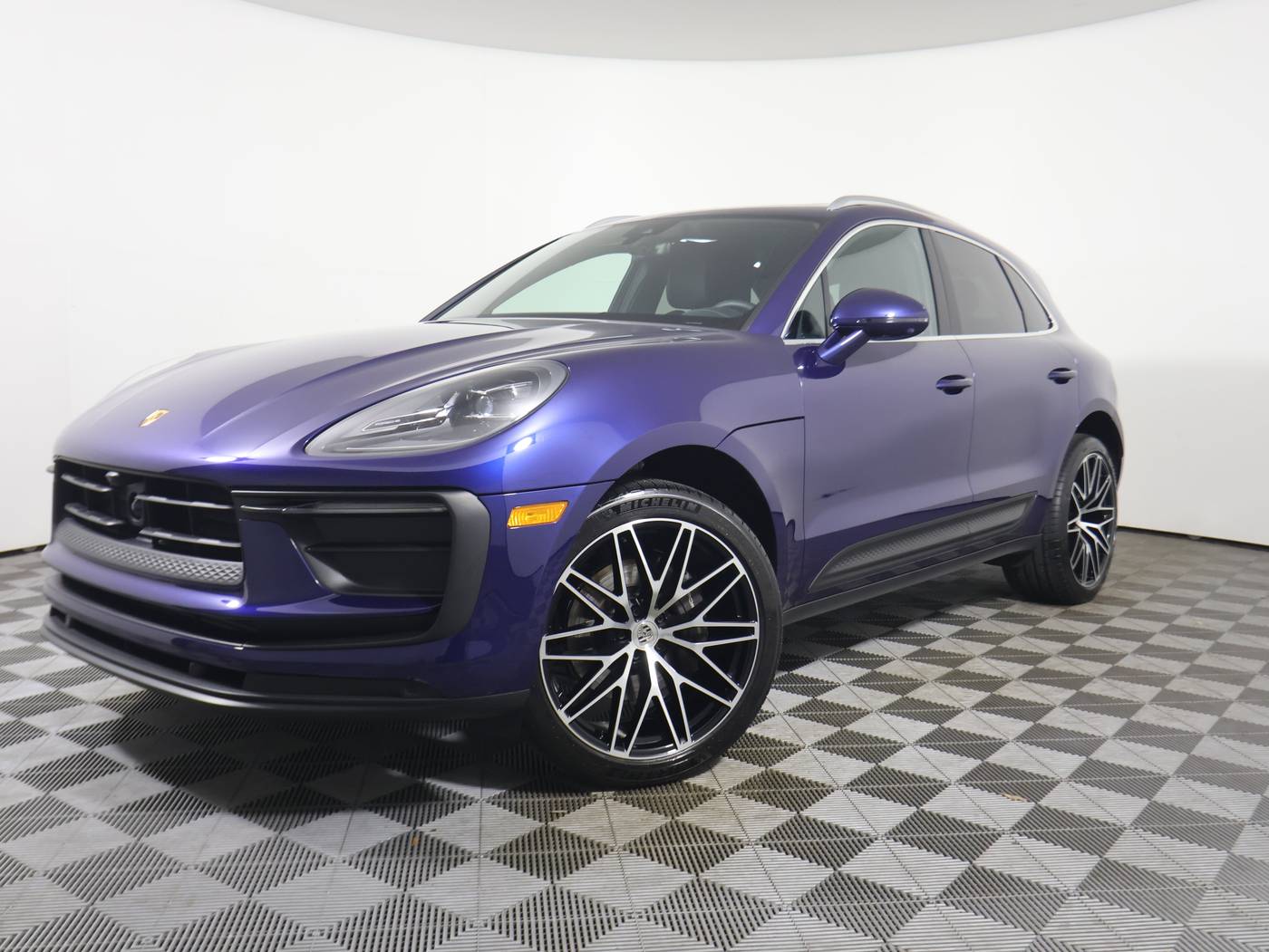 2024 Porsche Macan Standard — SUV — 5,631 mi — West Melbourne, FL