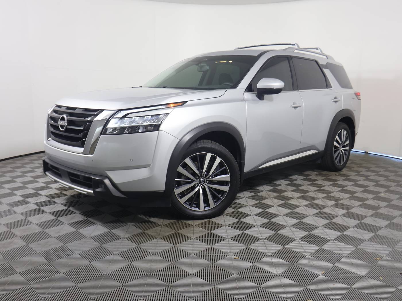 2022 Nissan Pathfinder Platinum — SUV — 40,789 mi — West Melbourne, FL