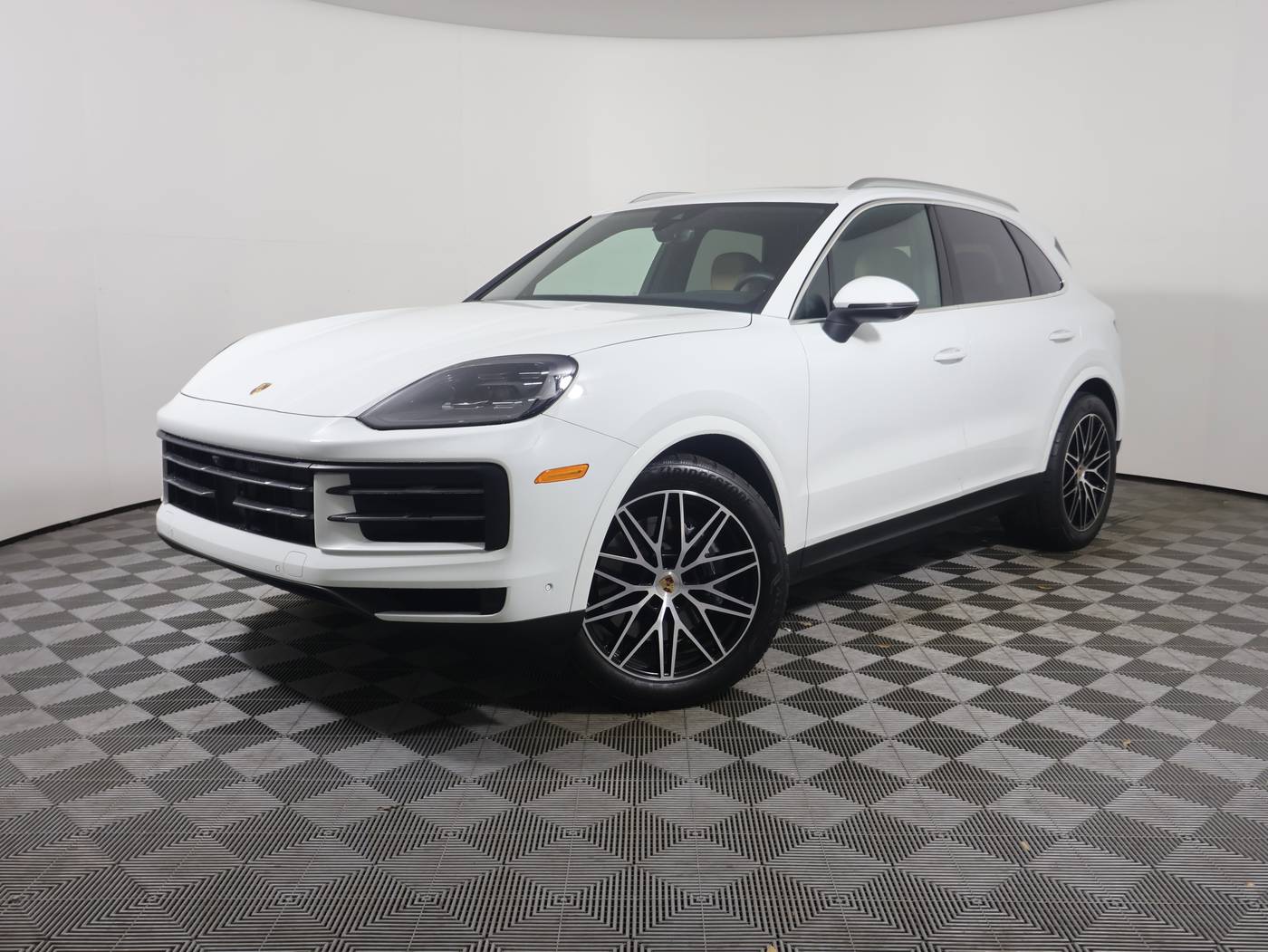 2025 Porsche Cayenne Cayenne — SUV — 5,567 mi — West Melbourne, FL