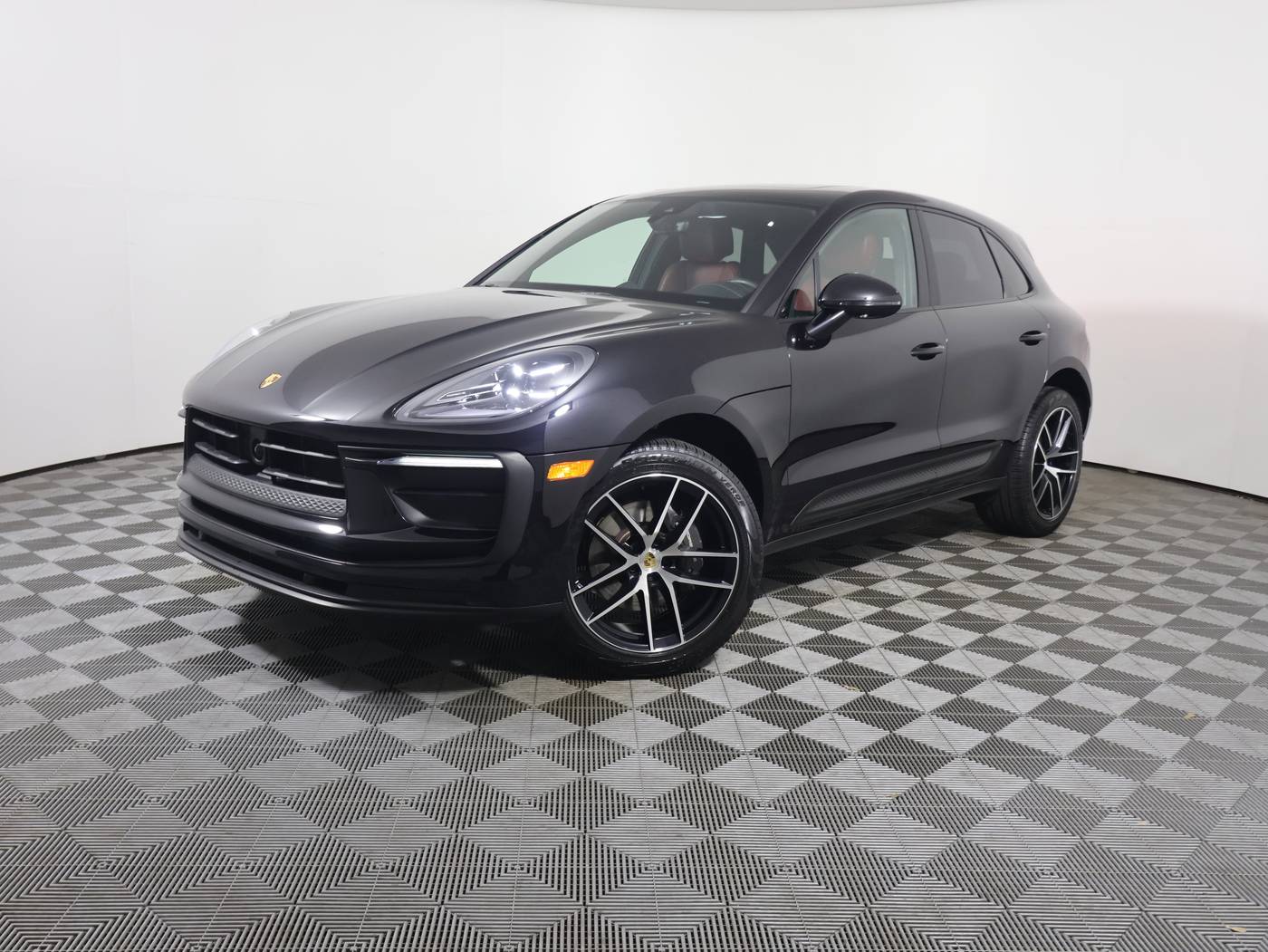 2024 Porsche Macan Standard — SUV — 4,295 mi — West Melbourne, FL