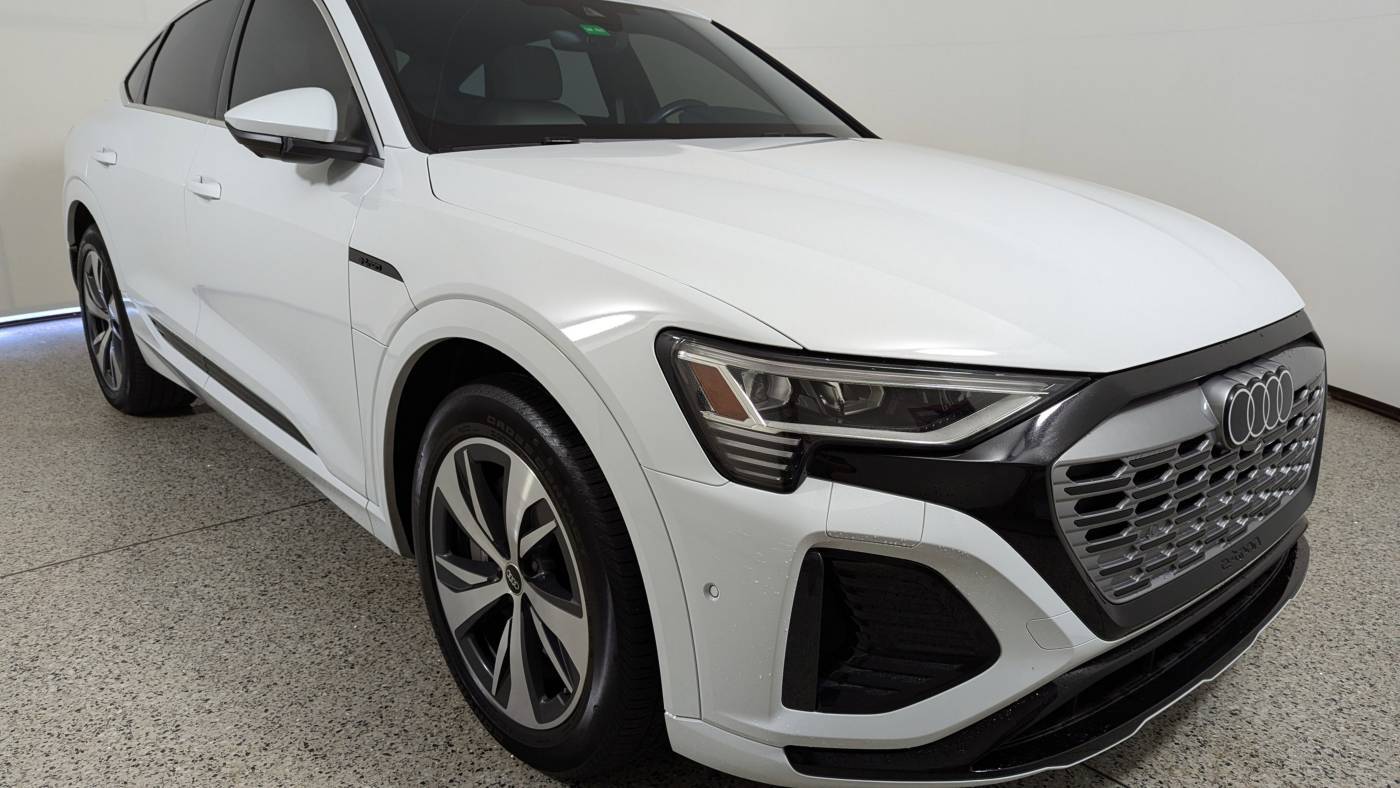 2024 Audi Q8 e-tron S line Premium Plus — SUV — 14,156 mi — West Melbourne, FL
