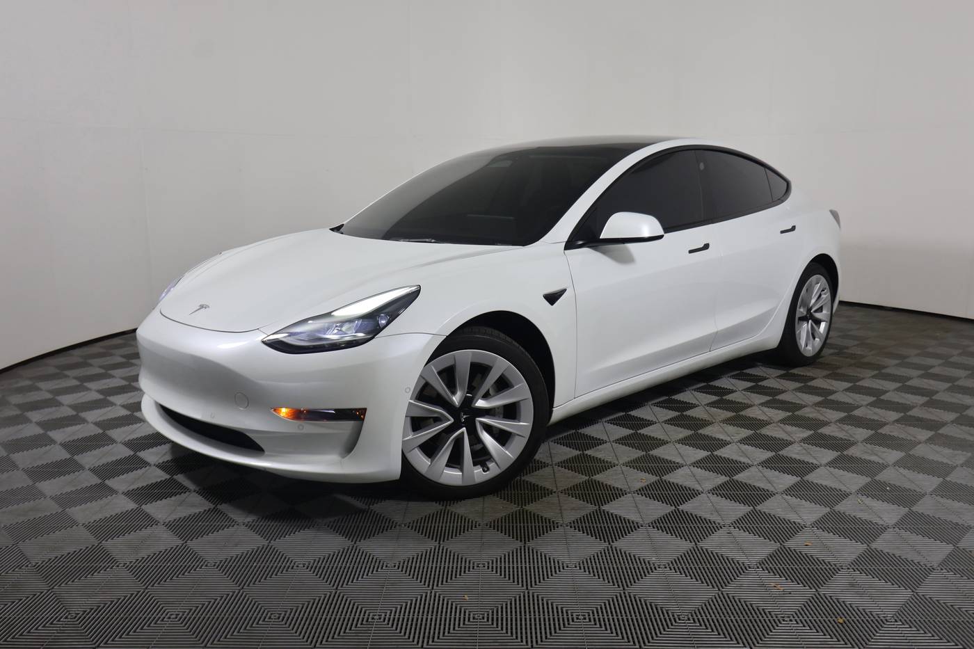 2022 Tesla Model 3 Long Range — Sedan — 43,337 mi — West Melbourne, FL