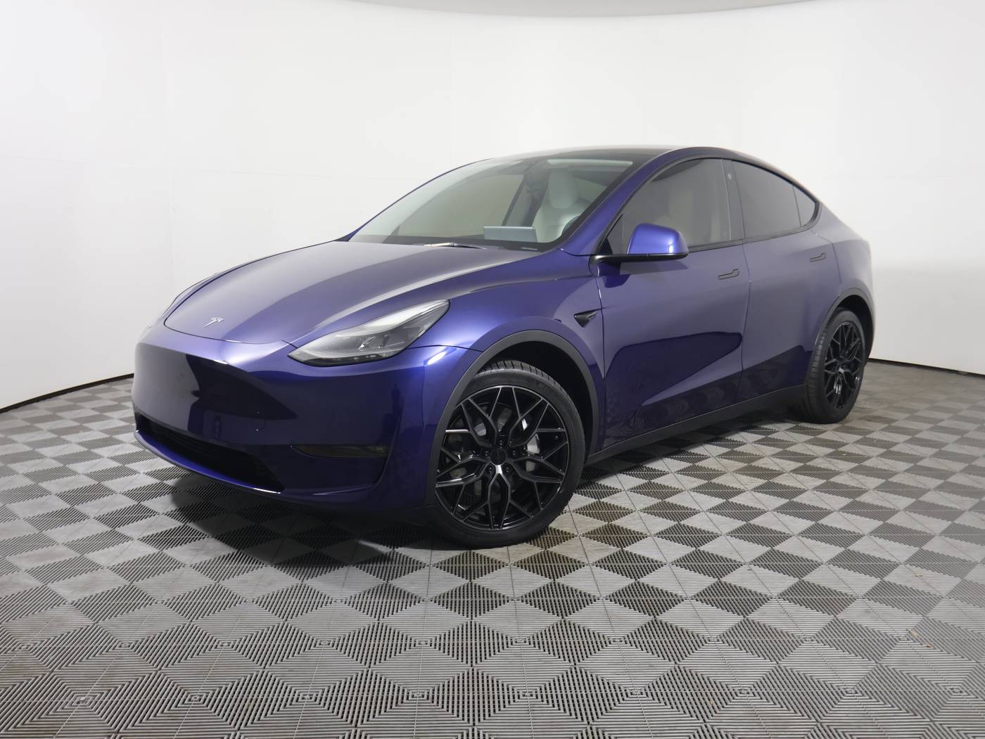 2023 Tesla Model Y Long Range — SUV — 24,226 mi — West Melbourne, FL