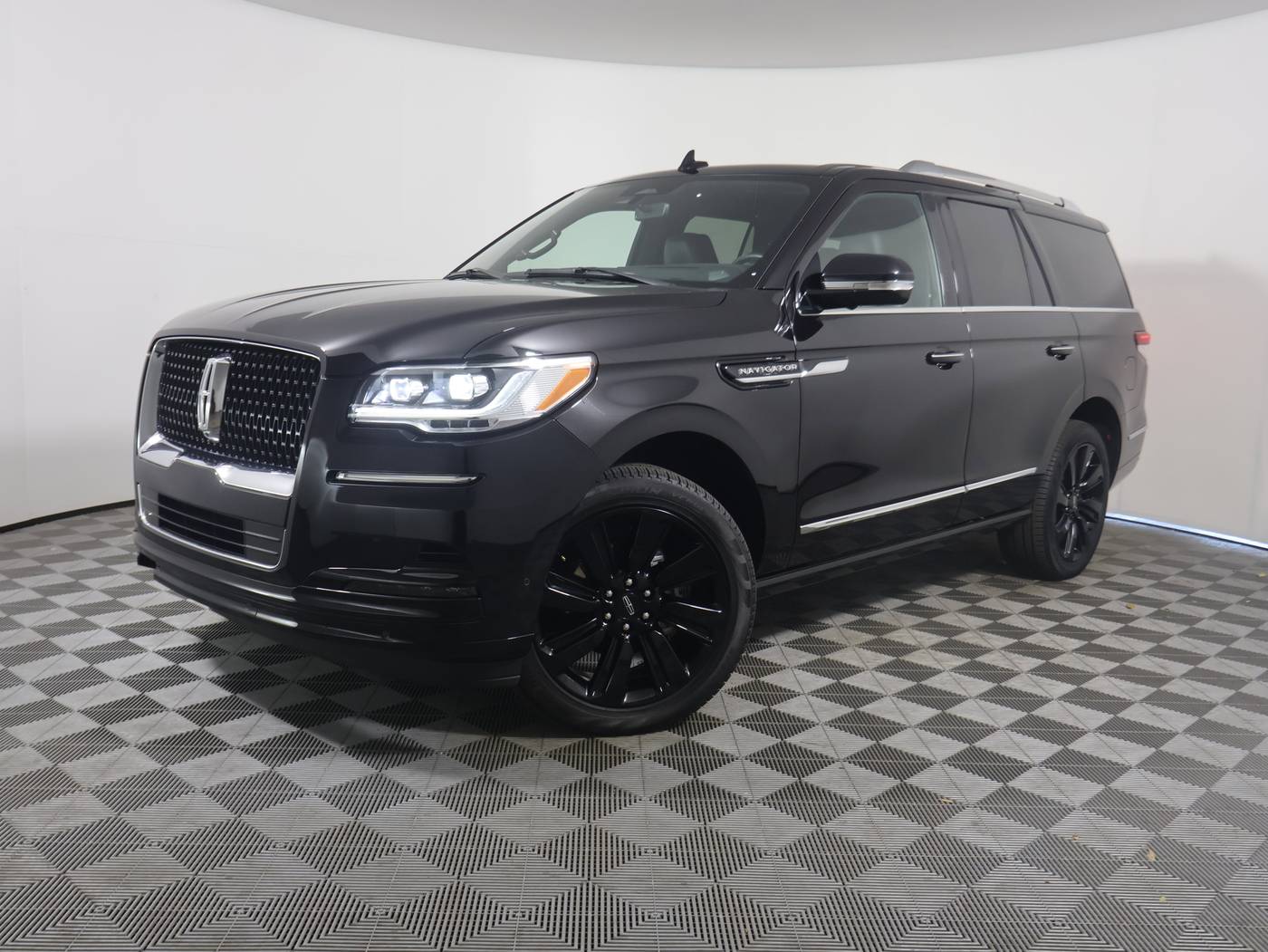 2024 Lincoln Navigator Reserve — SUV — 13,938 mi — West Melbourne, FL