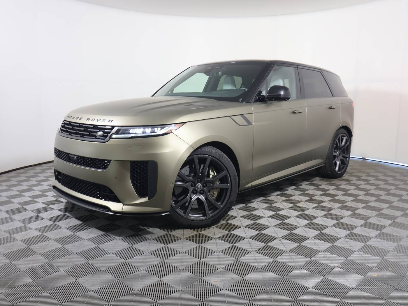 2024 Land Rover Range Rover Sport SV Edition One Carbon Bronze — SUV — 10,770 mi — West Melbourne, FL