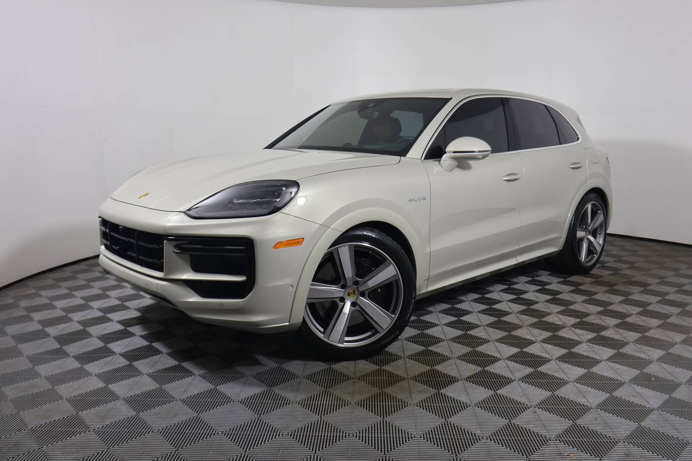 2024 Porsche Cayenne Turbo E-Hybrid — SUV — 9,625 mi — West Melbourne, FL