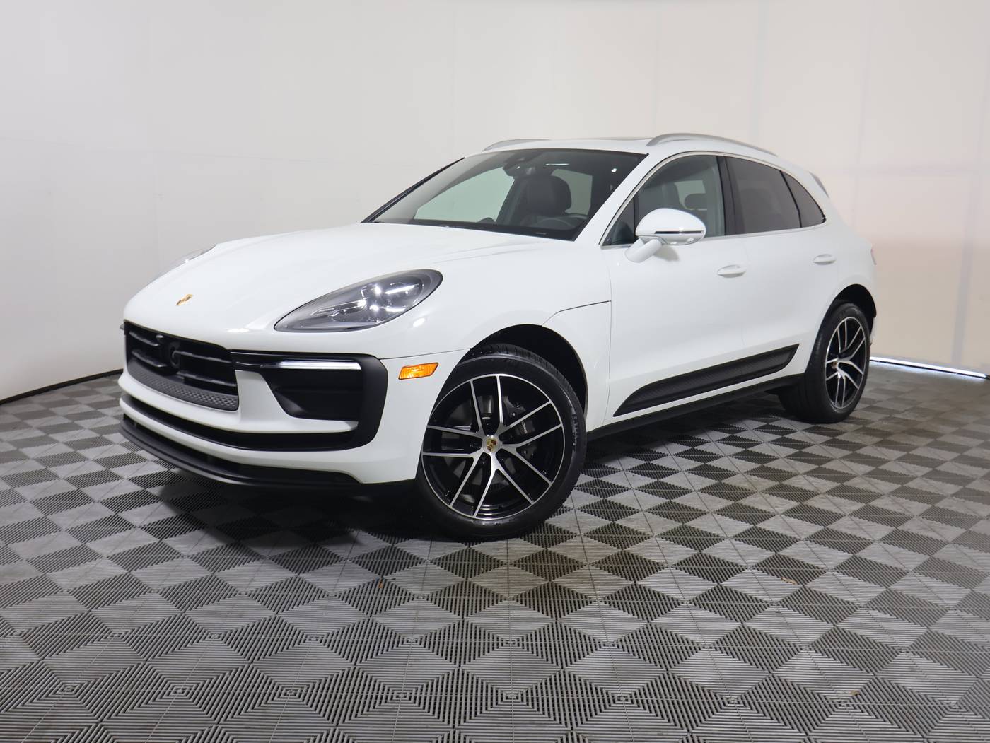 2024 Porsche Macan Standard — SUV — 8,174 mi — West Melbourne, FL