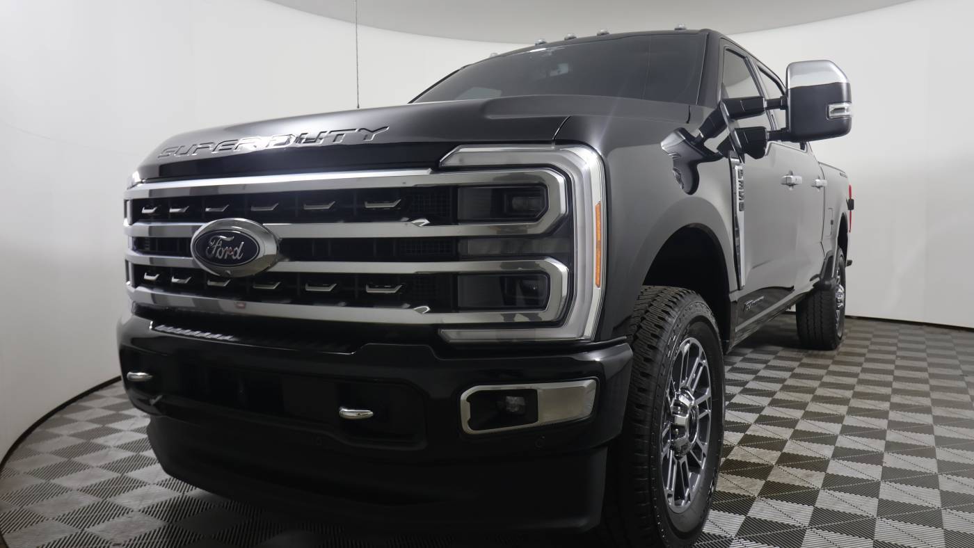 2023 Ford Super Duty F-350 Platinum — Pickup Truck — 11,470 mi — West Melbourne, FL