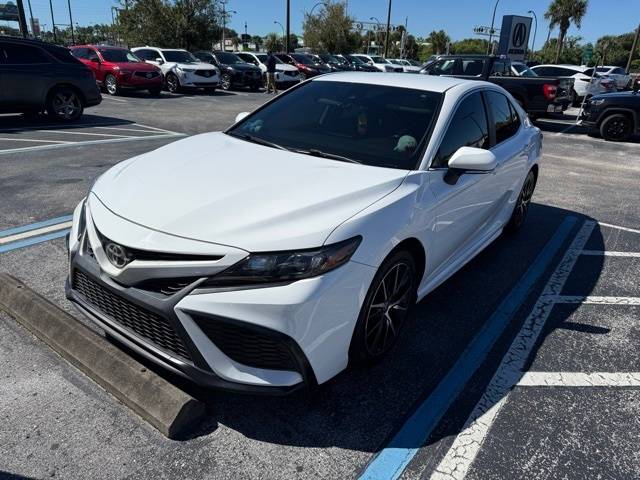 2022 Toyota Camry SE — Sedan — 60,055 mi — Orlando, FL