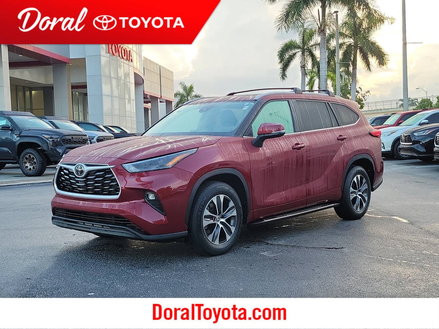 2023 Toyota Highlander XLE — SUV — 30,419 mi — Doral, FL
