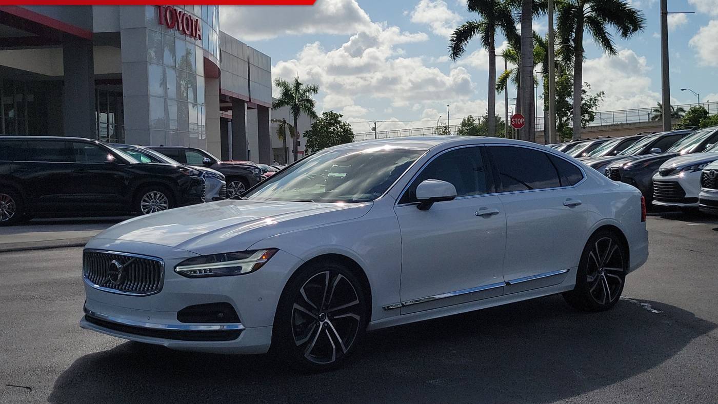 2022 Volvo S90 B6 Inscription