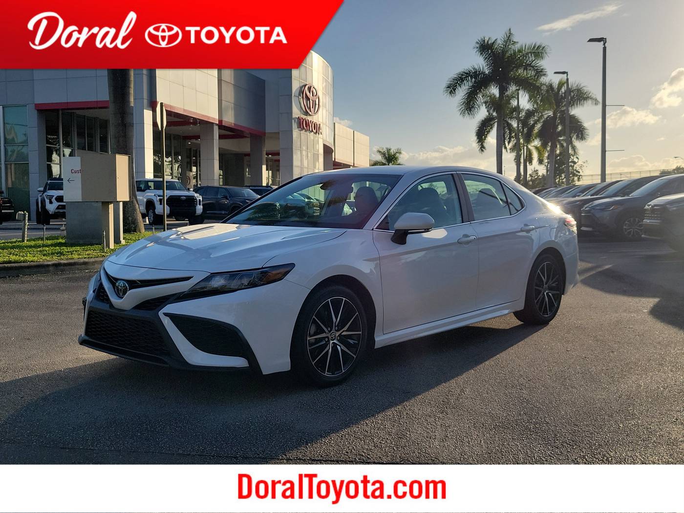 2023 Toyota Camry SE — Sedan — 60,382 mi — Doral, FL