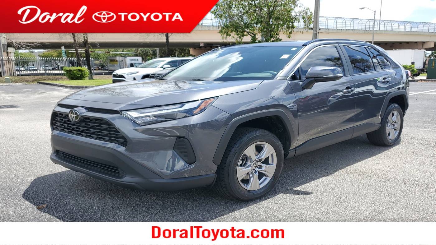 2024 Toyota RAV4 XLE — SUV — 25,354 mi — Doral, FL