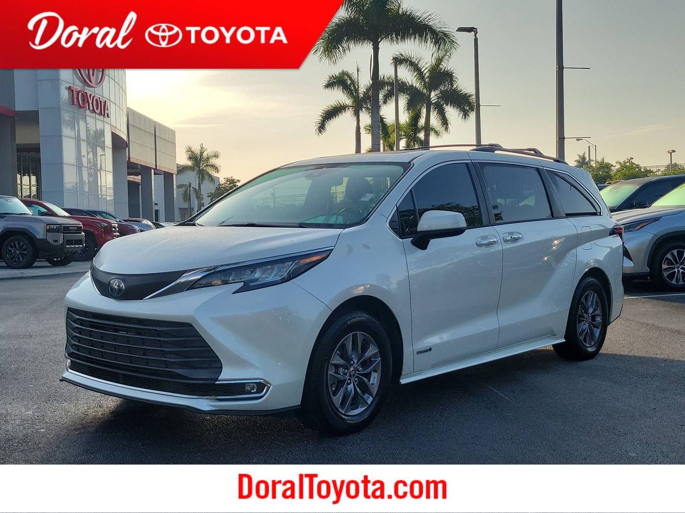 2021 Toyota Sienna XLE — Minivan — 58,178 mi — Doral, FL