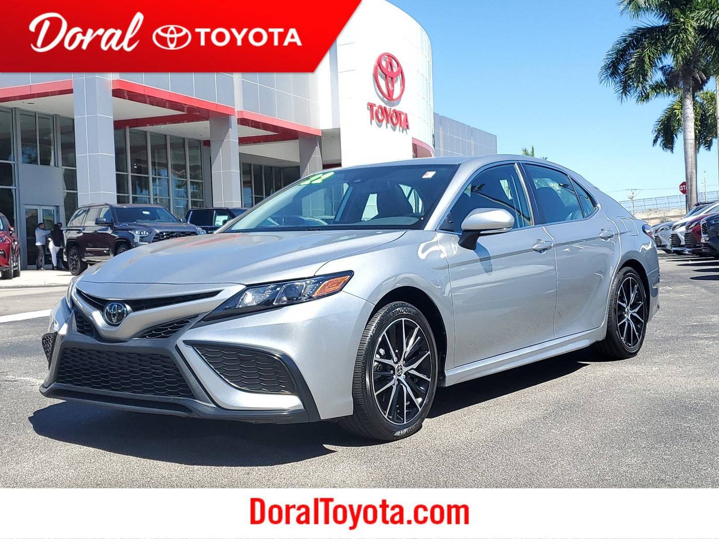2022 Toyota Camry SE — Sedan — 23,630 mi — Doral, FL
