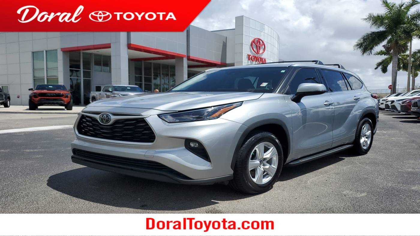 2022 Toyota Highlander LE — SUV — 35,470 mi — Doral, FL