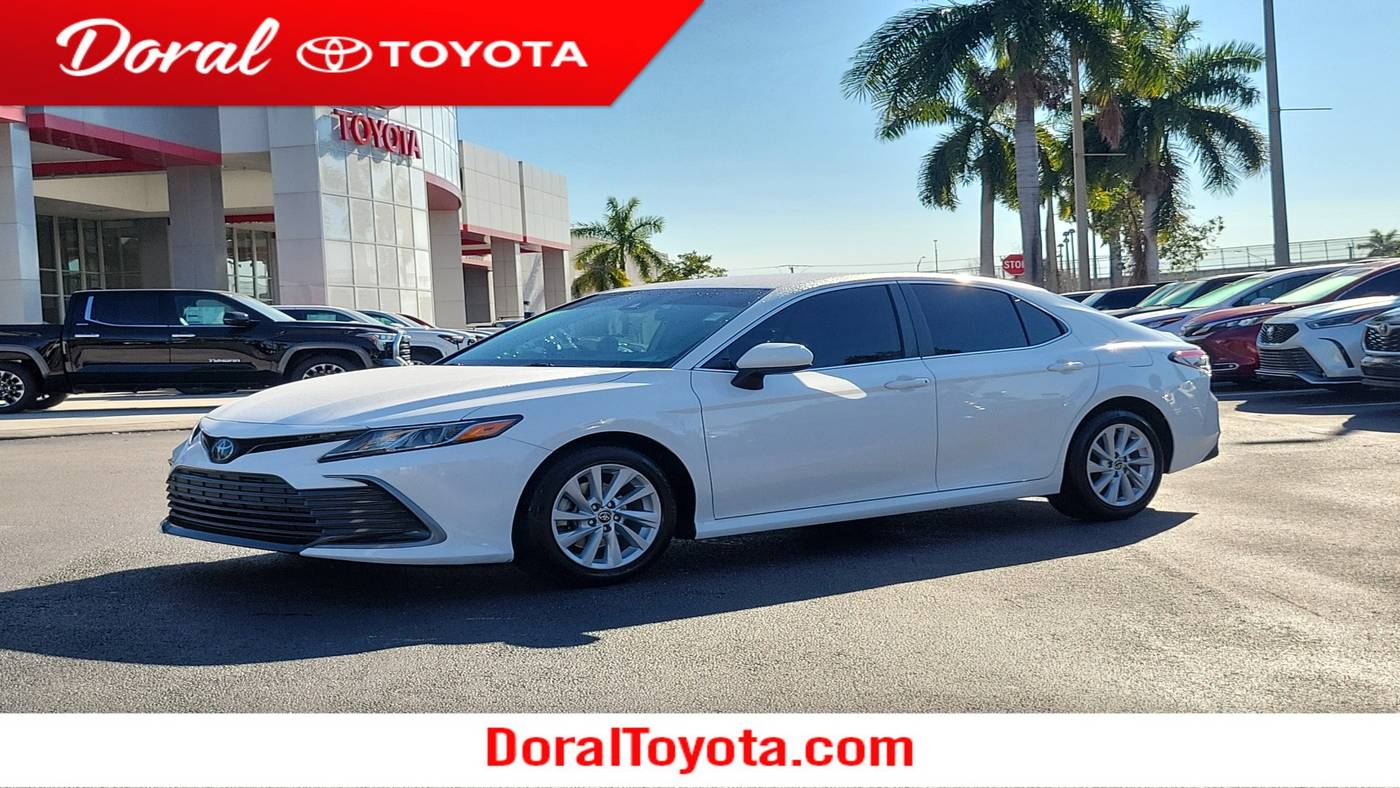2022 Toyota Camry LE — Sedan — 27,531 mi — Doral, FL