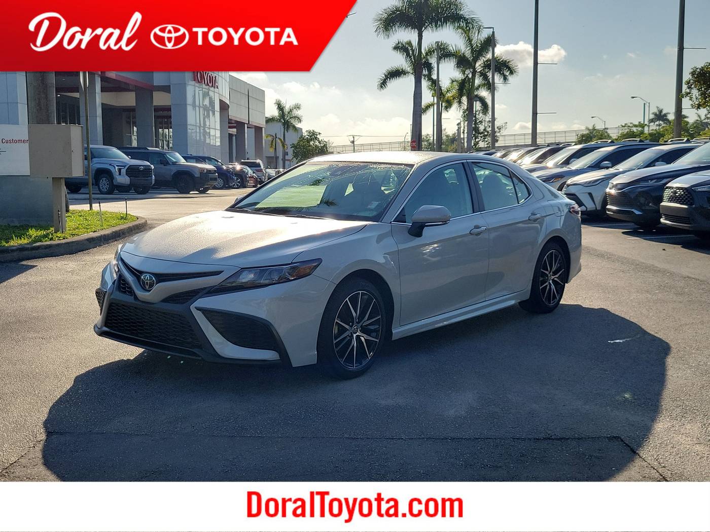 2024 Toyota Camry SE — Sedan — 9,957 mi — Doral, FL