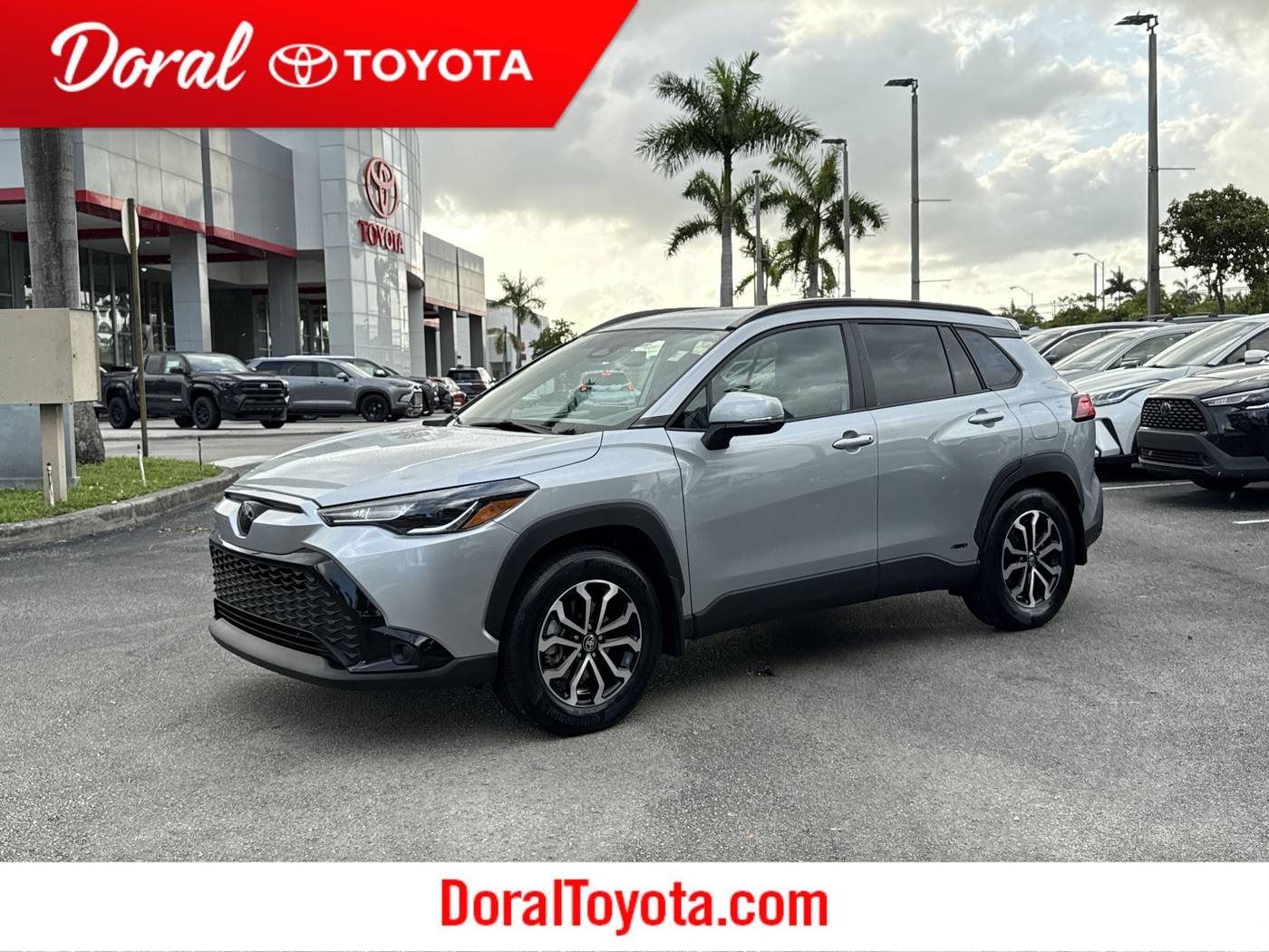 2024 Toyota Corolla Cross Hybrid SE — SUV — 11,767 mi — Doral, FL