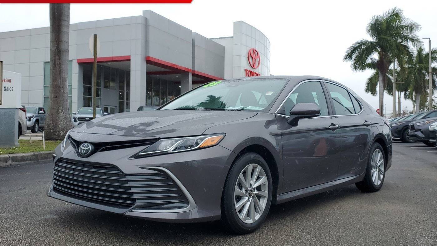 2024 Toyota Camry LE — Sedan — 7,541 mi — Doral, FL
