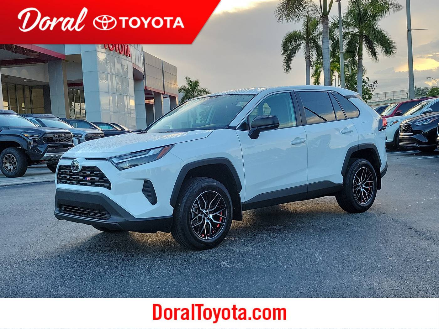 2024 Toyota RAV4 LE — SUV — 14,084 mi — Doral, FL