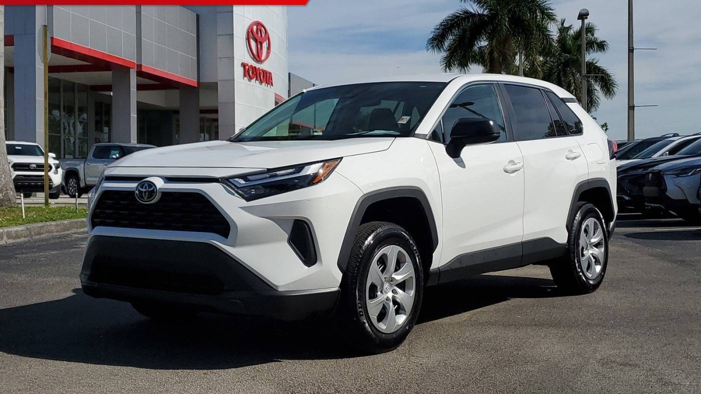 2023 Toyota RAV4 LE — SUV — 11,108 mi — Doral, FL