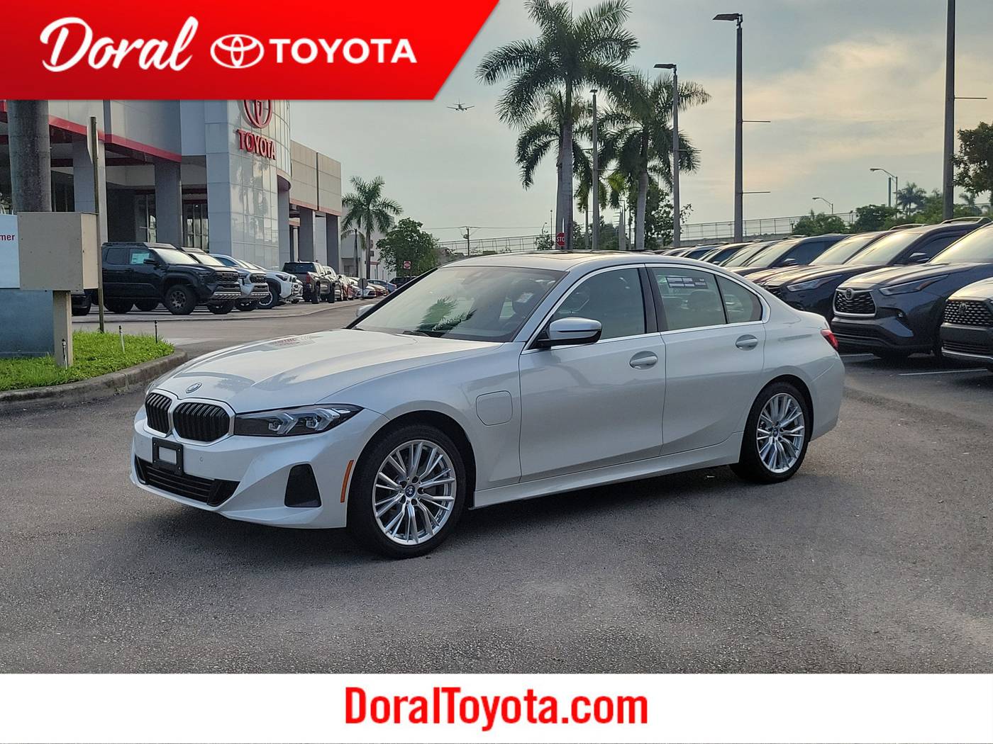 2024 BMW 3 Series 330e — Sedan — 26,741 mi — Doral, FL