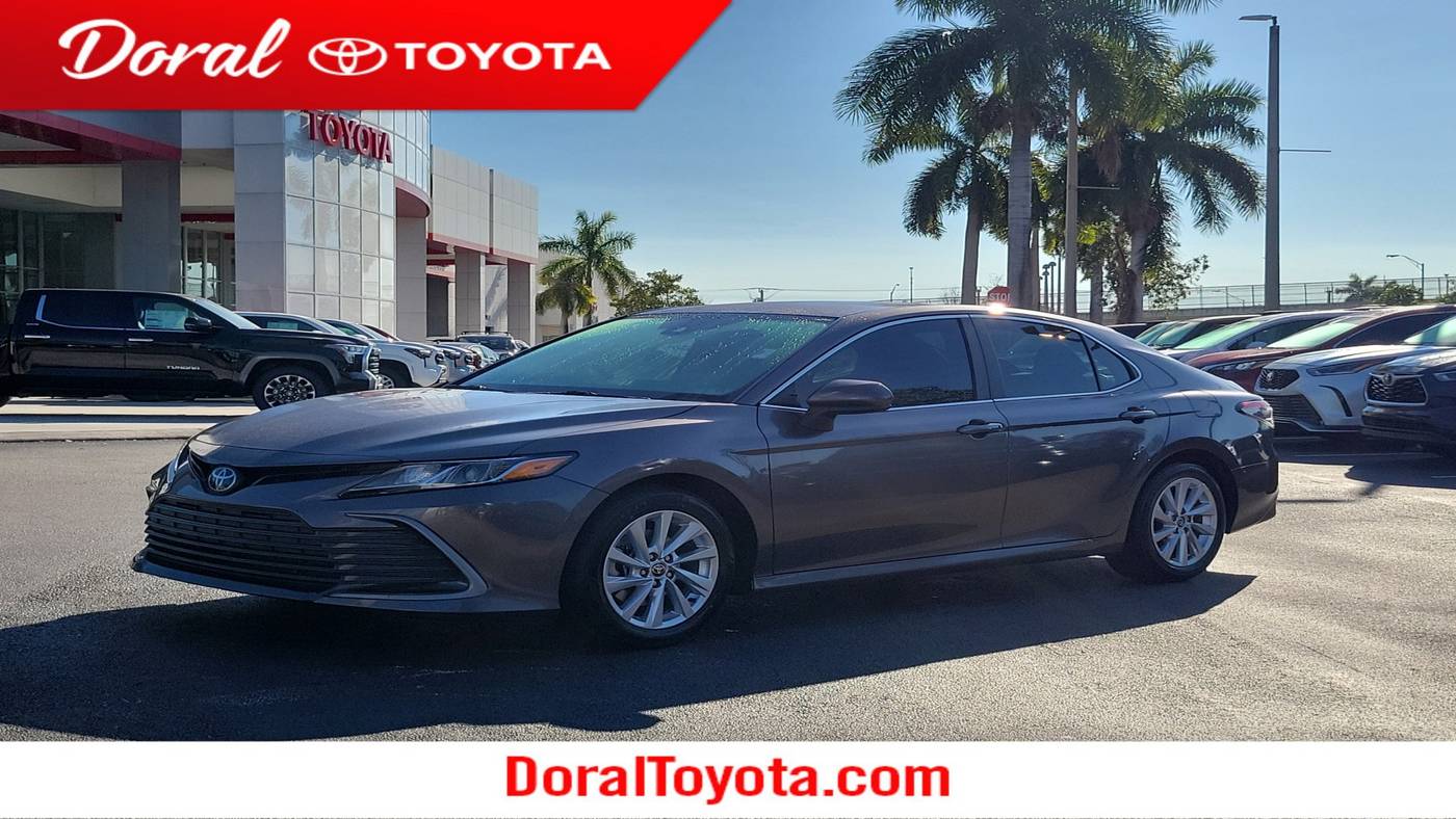 2023 Toyota Camry LE — Sedan — 34,990 mi — Doral, FL