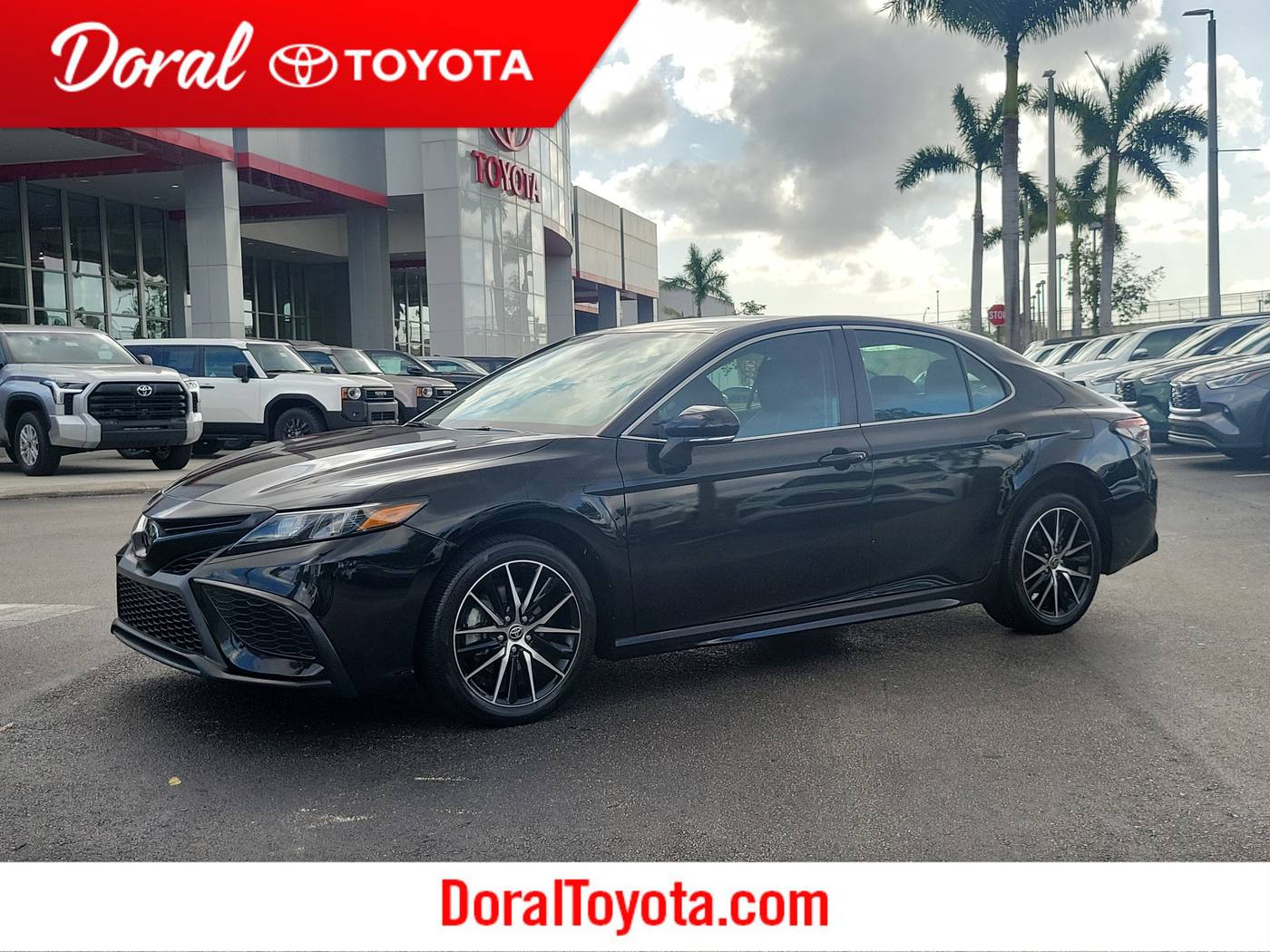 2023 Toyota Camry SE — Sedan — 15,931 mi — Doral, FL