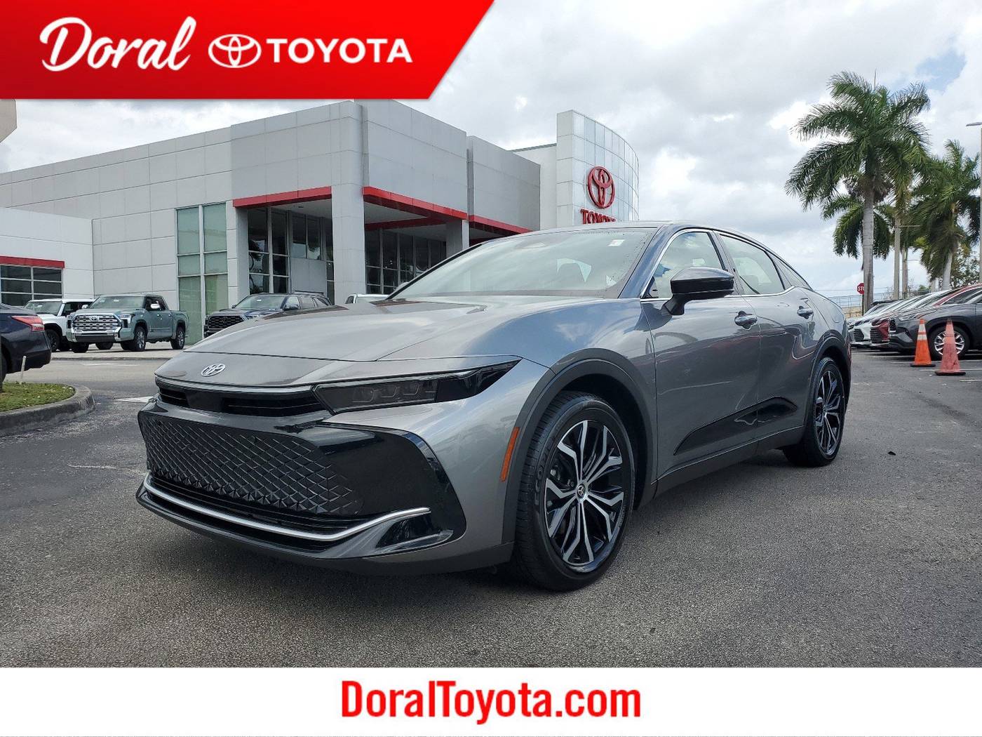 2023 Toyota Crown Limited — Sedan — 11,901 mi — Doral, FL