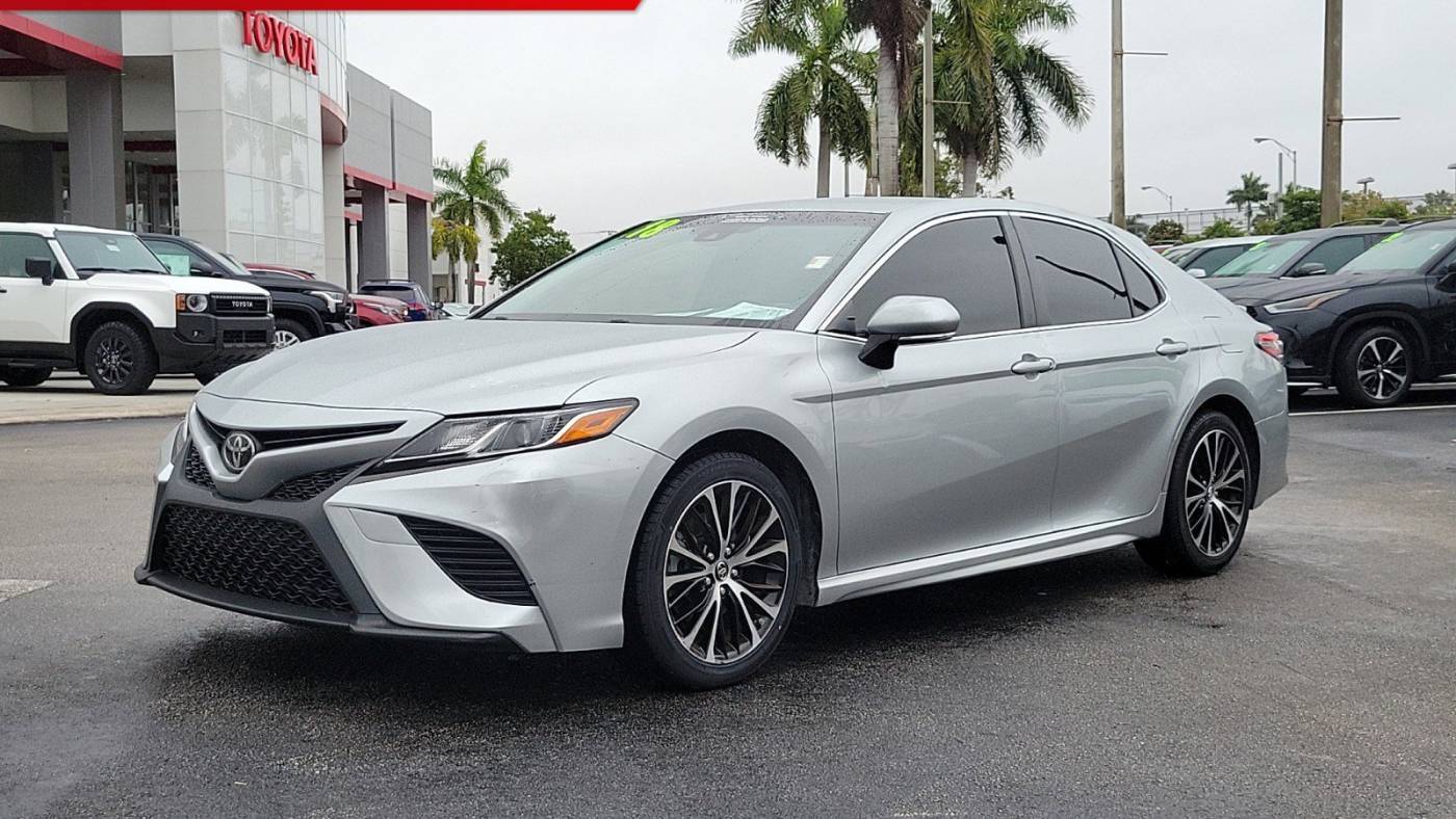 2018 Toyota Camry SE — Sedan — 82,310 mi — Doral, FL