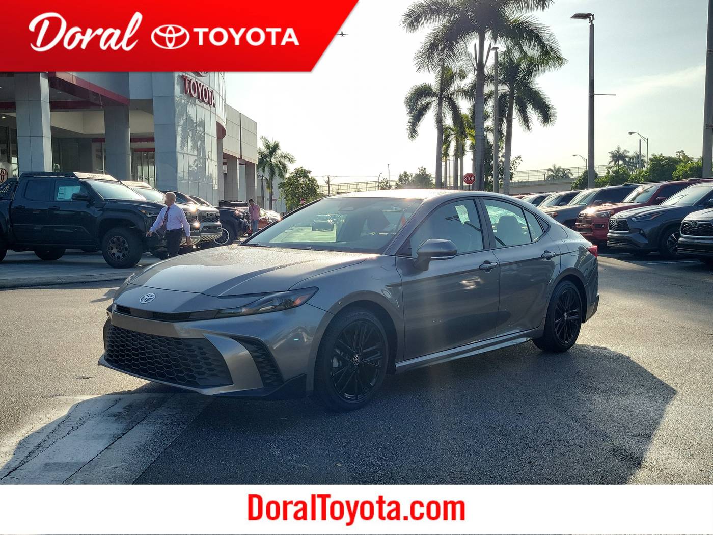 2025 Toyota Camry Hybrid SE — Sedan — 4,782 mi — Doral, FL