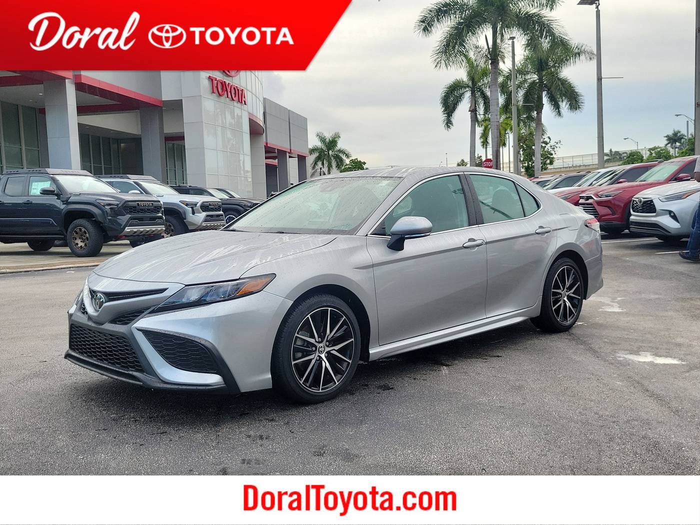 2024 Toyota Camry SE — Sedan — 14,078 mi — Doral, FL