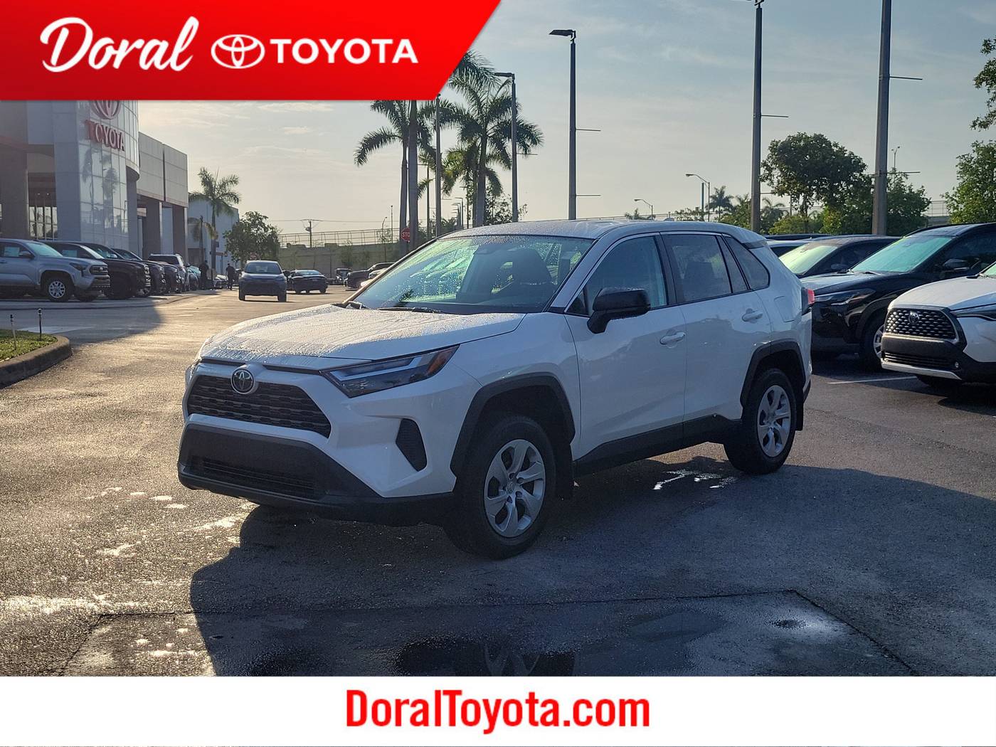 2024 Toyota RAV4 LE — SUV — 13,704 mi — Doral, FL