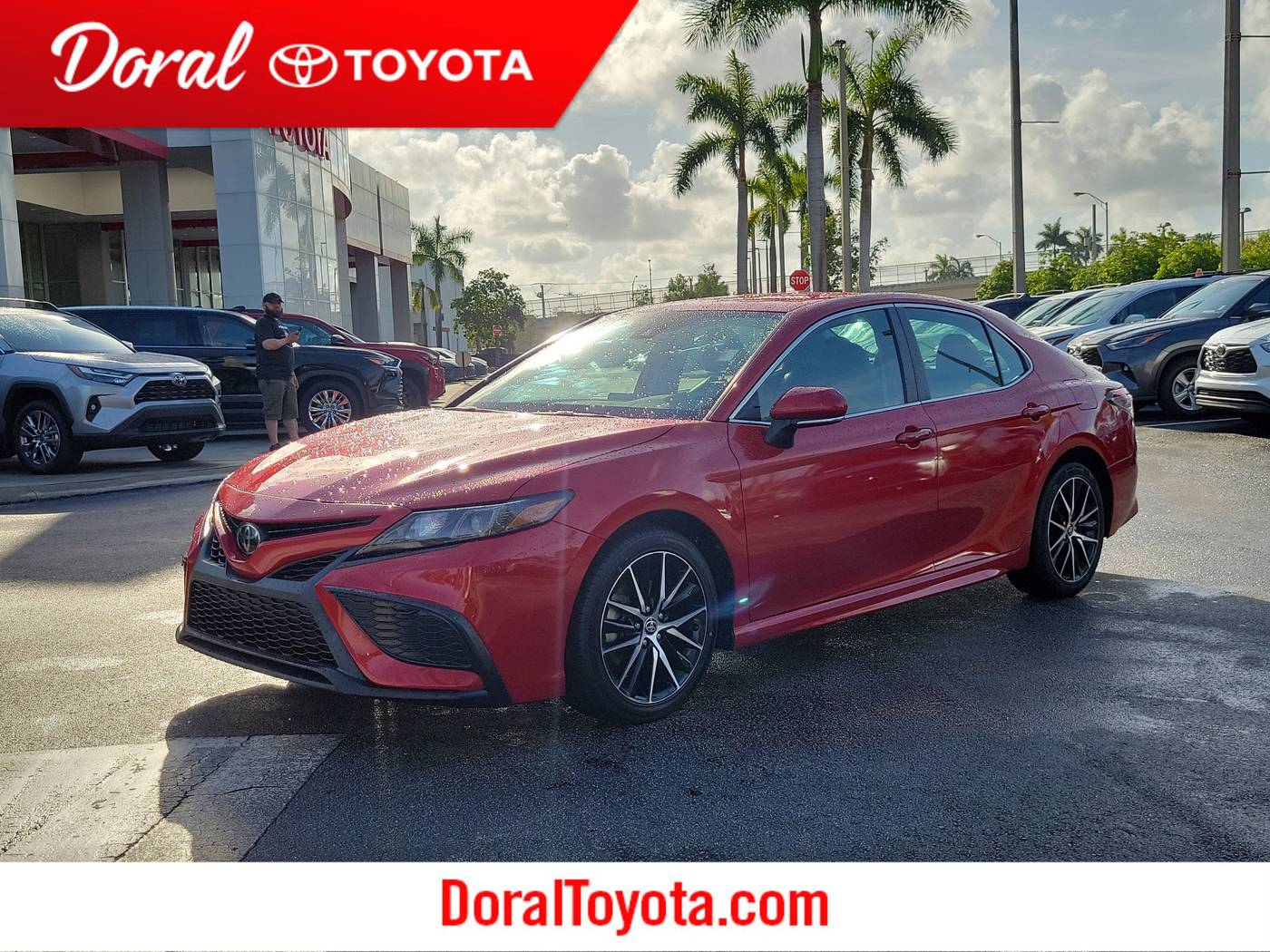 2022 Toyota Camry SE — Sedan — 23,345 mi — Doral, FL