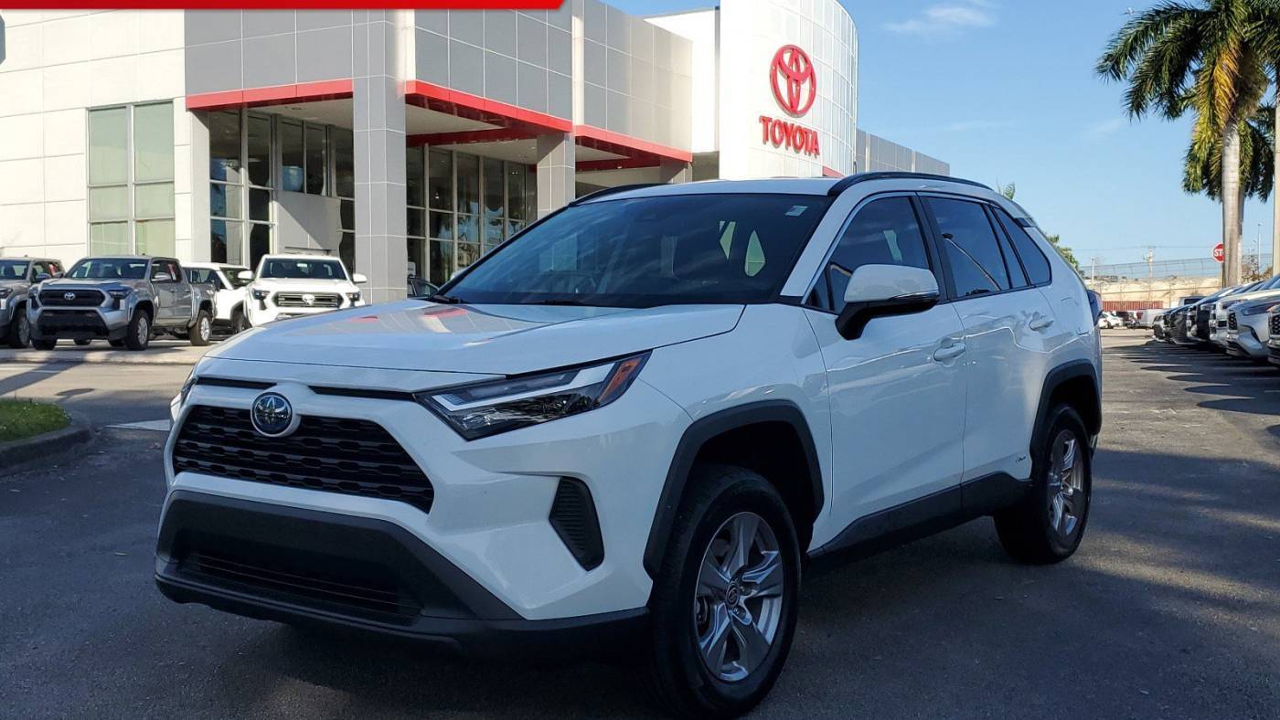 2023 Toyota RAV4 Hybrid XLE — SUV — 25,704 mi — Doral, FL