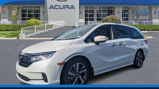 2024 Honda Odyssey Touring — Minivan — 18,026 mi — Pompano Beach, FL