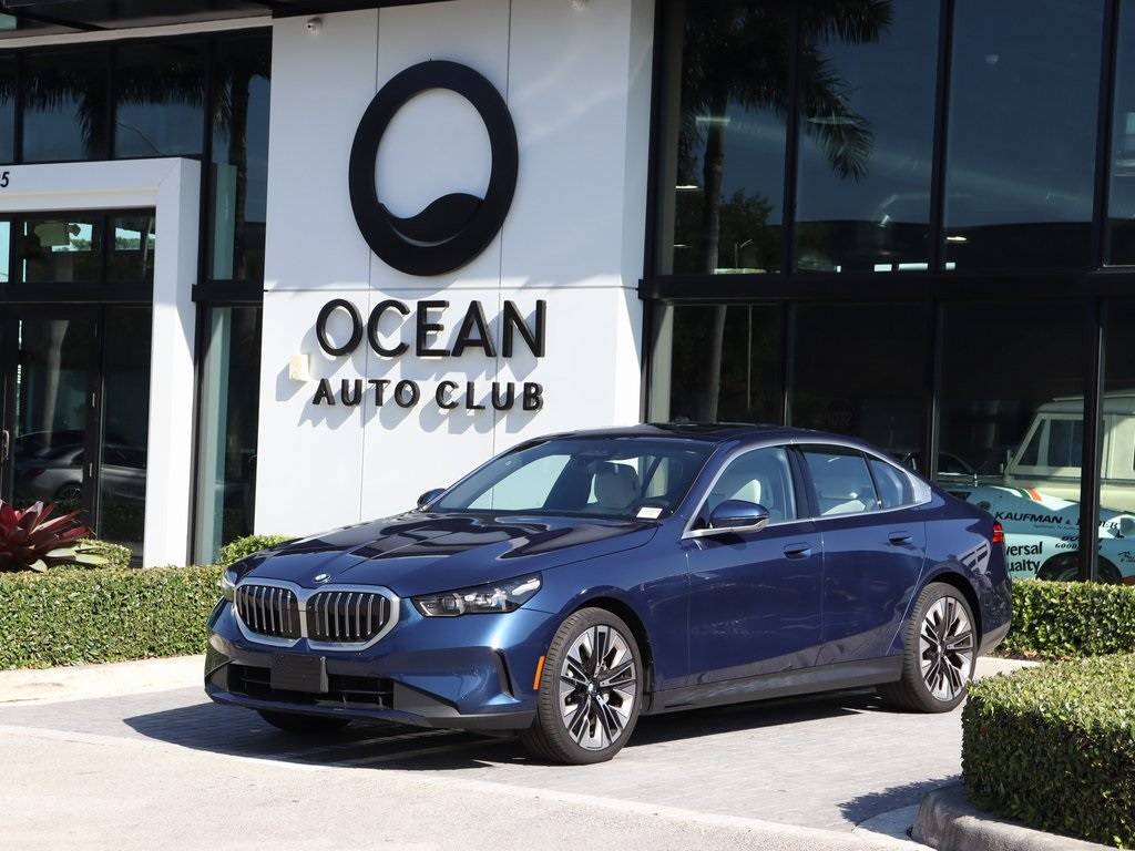 2024 BMW 5 Series 530i — Sedan — 15,300 mi — Doral, FL