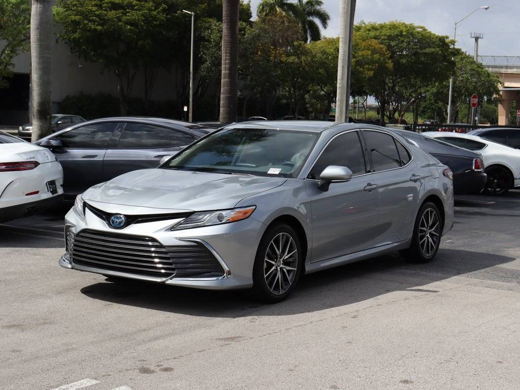 2024 Toyota Camry Hybrid XLE — Sedan — 11,813 mi — Doral, FL