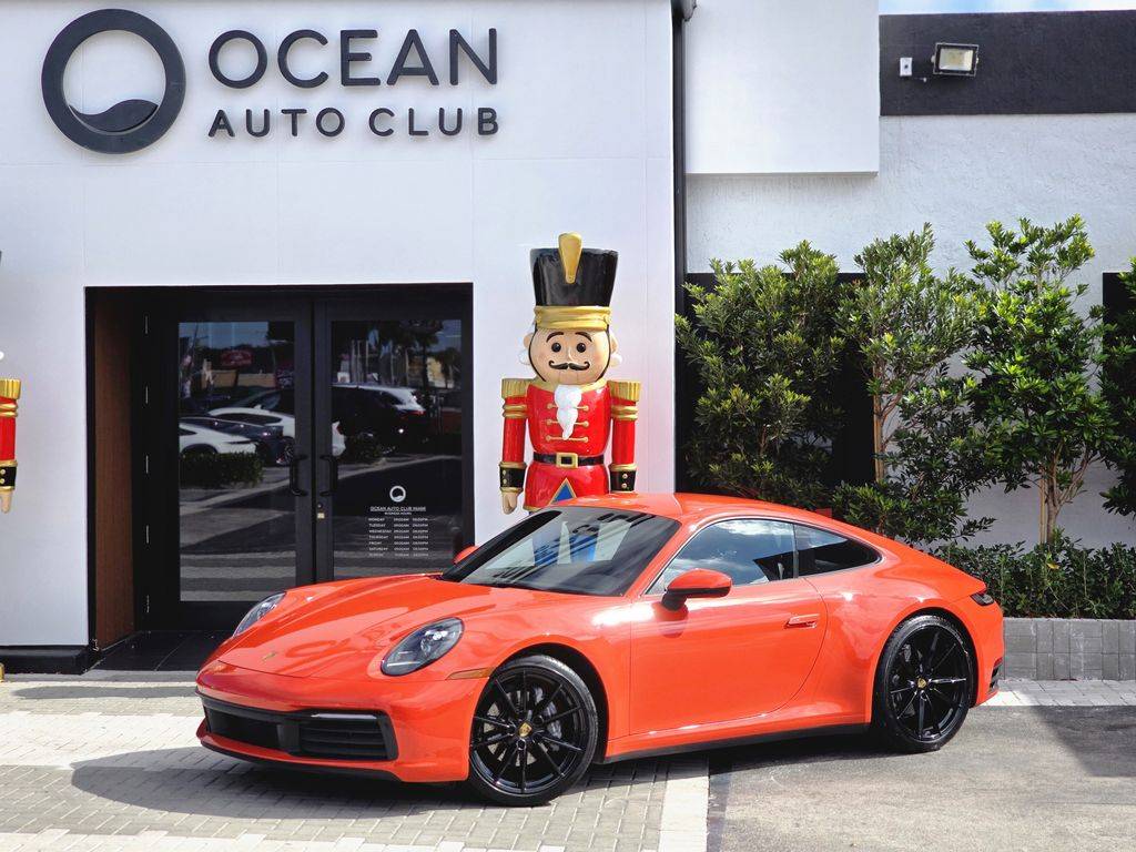 2021 Porsche 911 Carrera