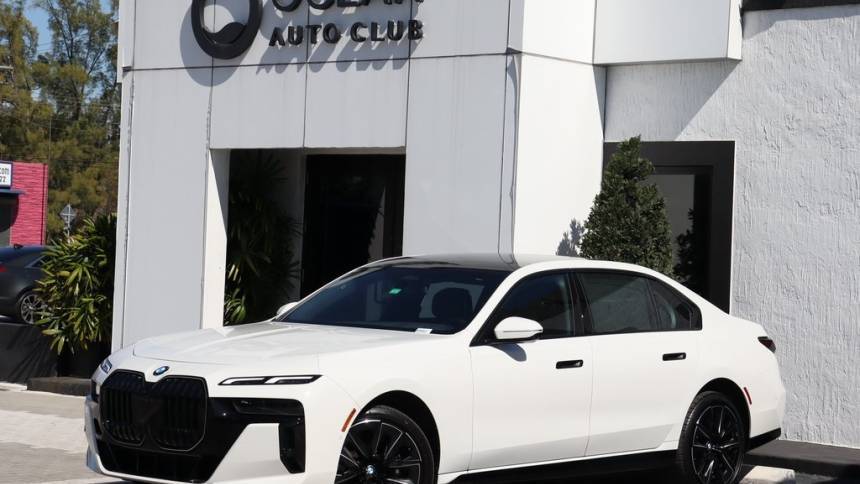 2024 BMW 7 Series 740i — Sedan — 7,401 mi — Doral, FL