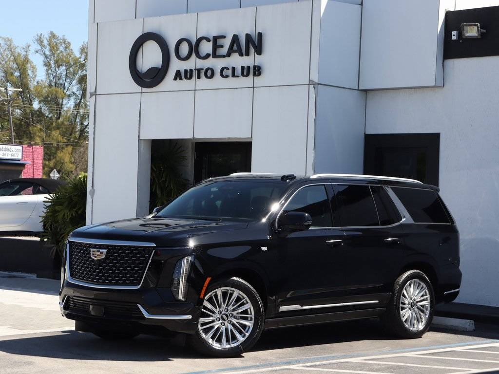 2025 Cadillac Escalade Premium Luxury — SUV — 5 mi — Doral, FL