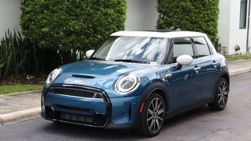 2022 MINI Hardtop Cooper S — Hatchback — 24,776 mi — Doral, FL