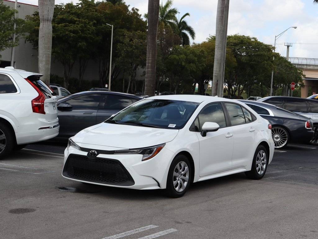 2021 Toyota Corolla LE — Sedan — 18,270 mi — Doral, FL