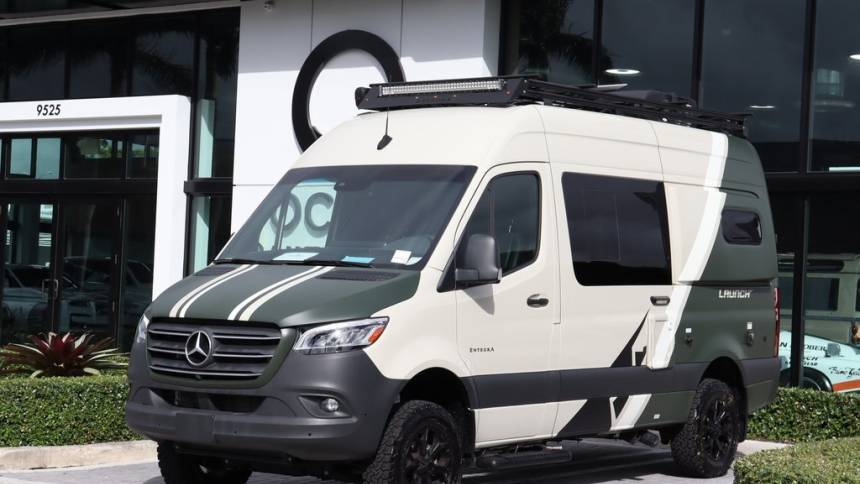 2023 Mercedes-Benz Sprinter Crew Van 2500 — Cargo Van — 9,250 mi — Doral, FL