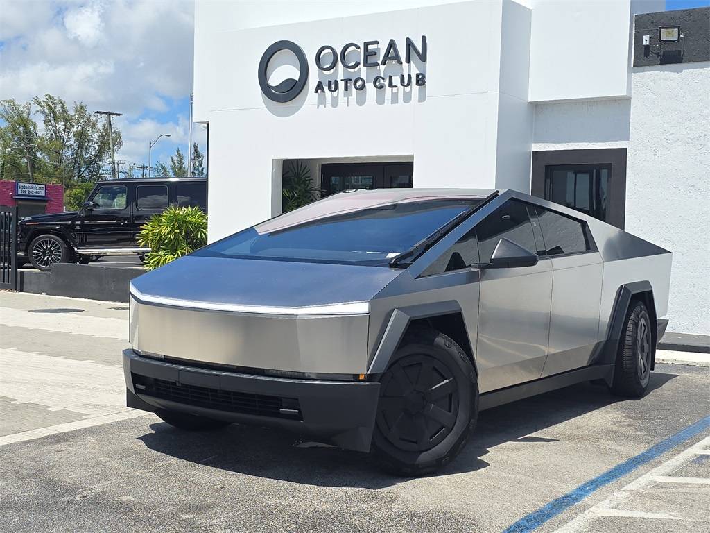 2024 Tesla Cybertruck Cyberbeast — Pickup Truck — 2,356 mi — Doral, FL