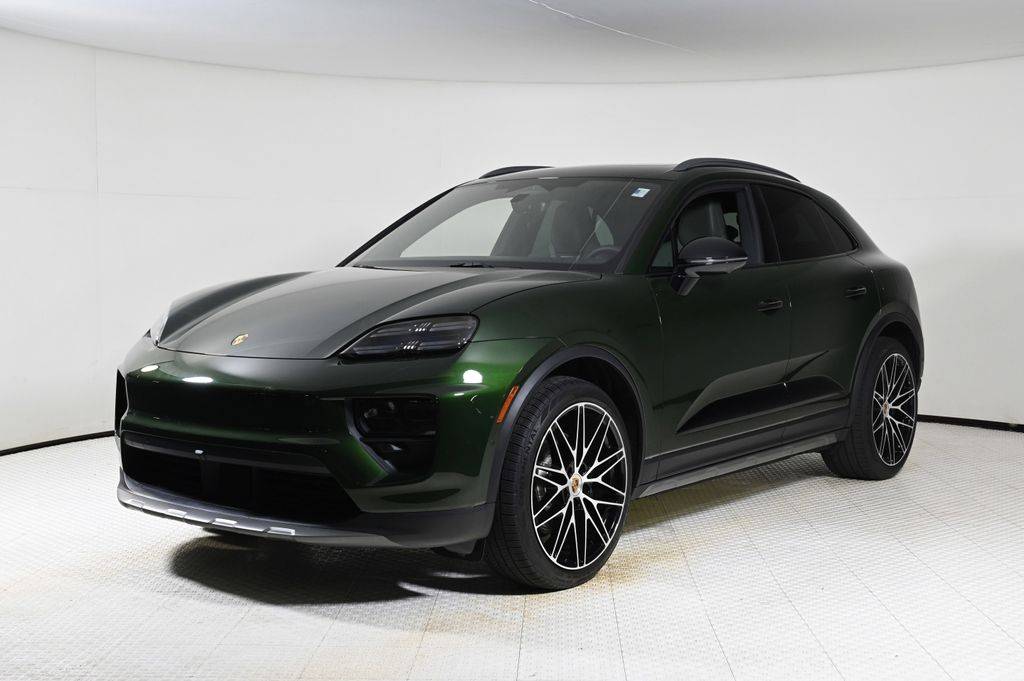 2025 Porsche Macan Electric 4S Electric — SUV — 3,282 mi — Coral Gables, FL